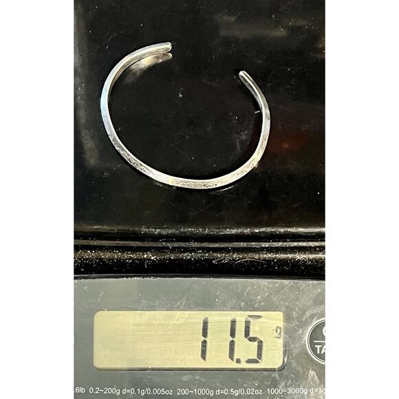 Vintage Carinated Native American Sterling Silver Cuff Bracelet Jewelry 11.5g - Picture 14 of 14